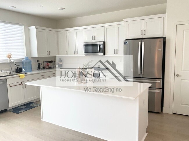 Building Photo - 16411 Bandon Ln