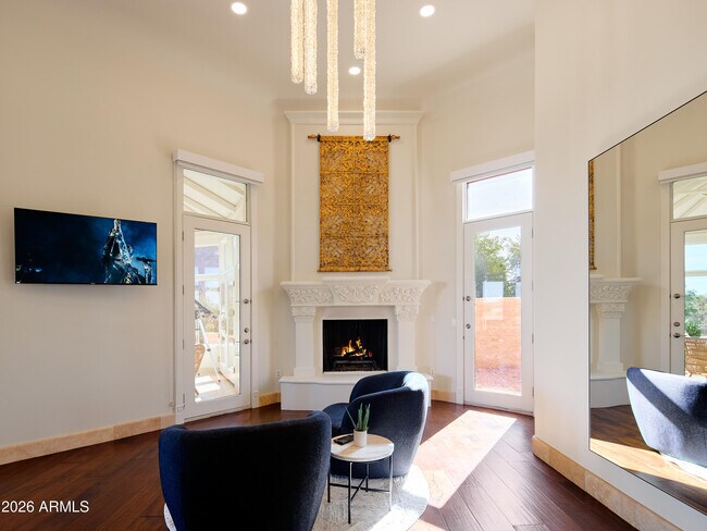 Building Photo - 4490 E Valley Vista Ln