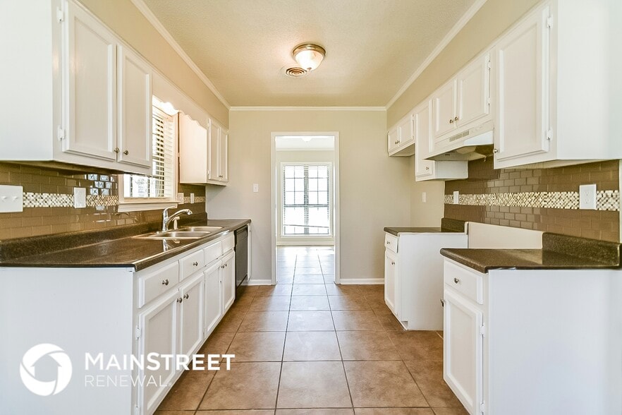 Building Photo - 6816 Birch Run Ln