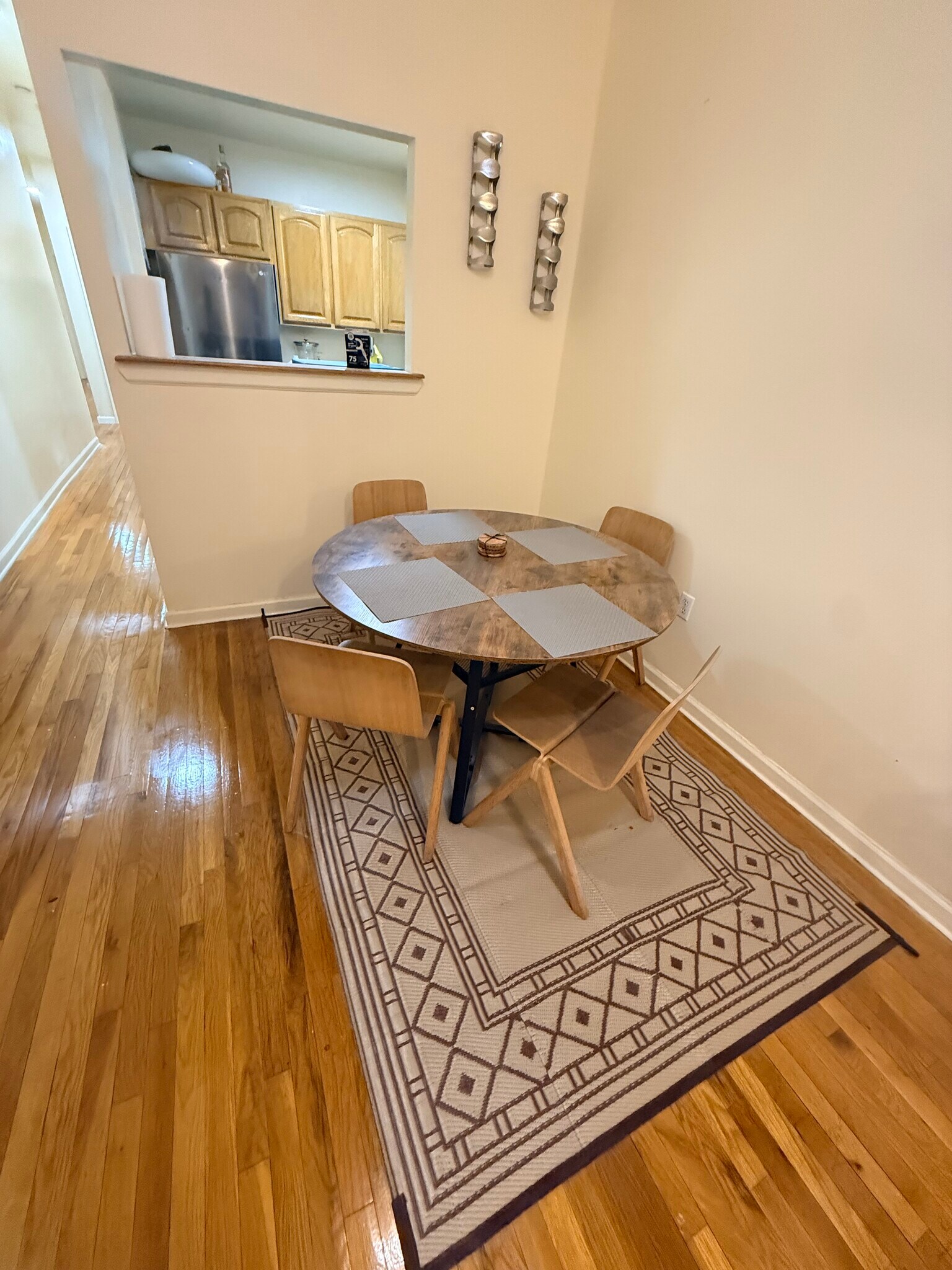 Building Photo - 295 Throop Ave