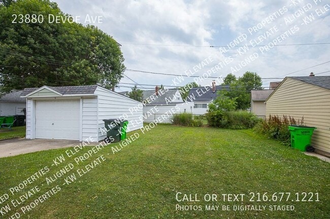 Building Photo - 23880 Devoe Ave