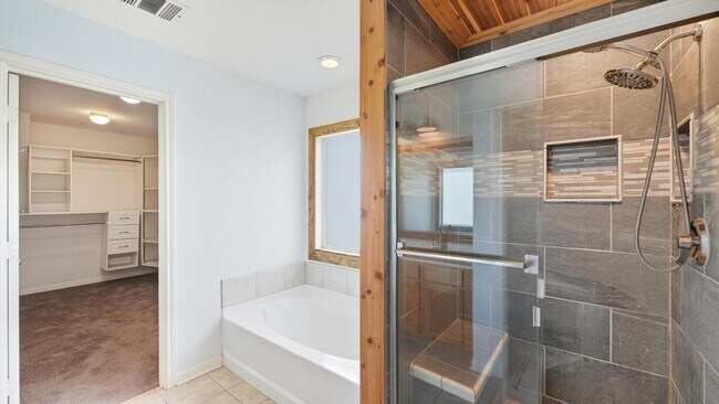 Building Photo - 568 Slippery Rock