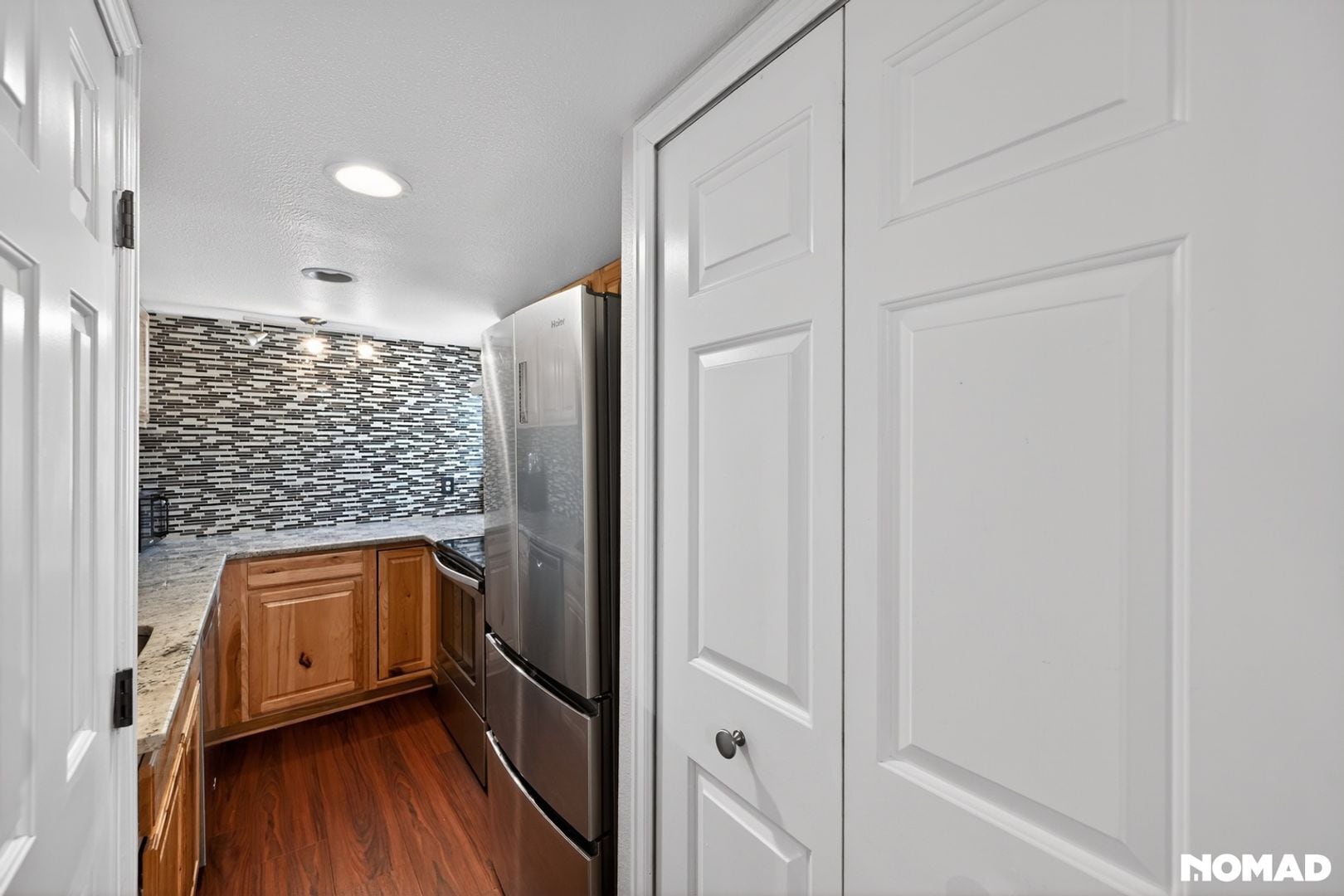 Building Photo - 11123 E Alameda Ave