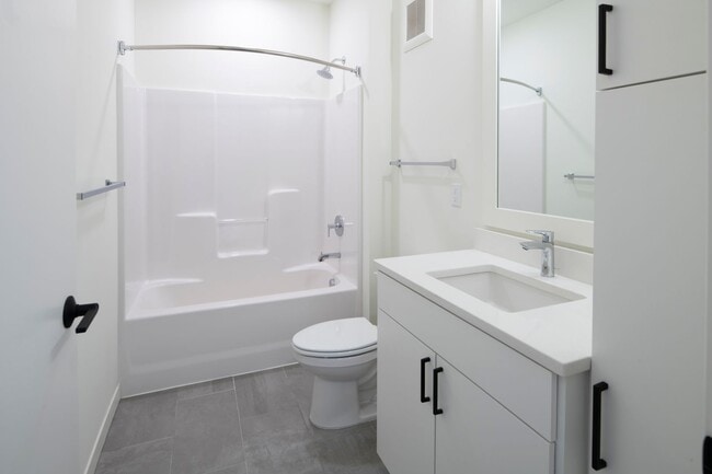 Interior Photo - Verso