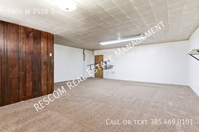 Building Photo - 3964 W 2550 S