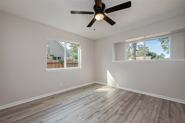 Building Photo - 23130 Bayleaf Dr