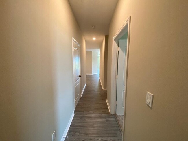 Building Photo - 1638 Merriment Way