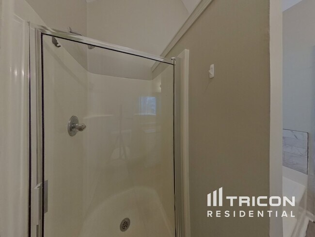 Building Photo - 124 Burleyson Dr