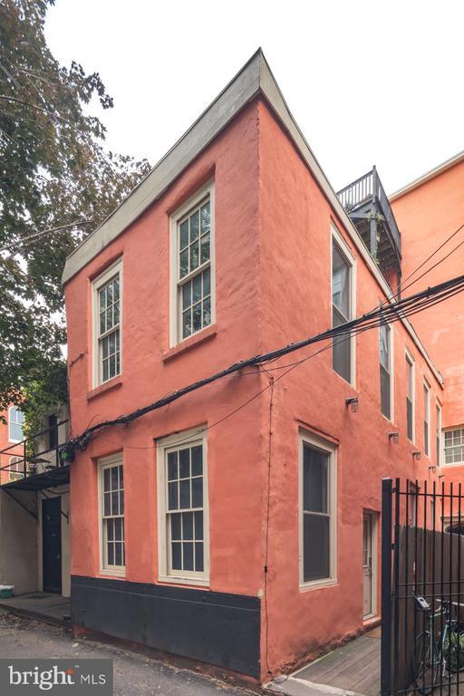 Building Photo - 126 N 3rd St