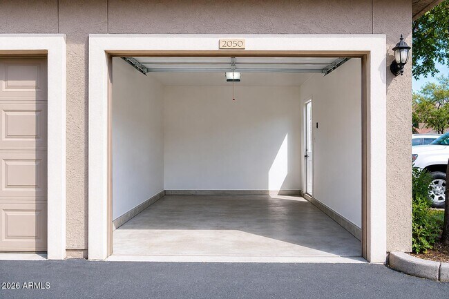 Building Photo - 5122 E Shea Blvd