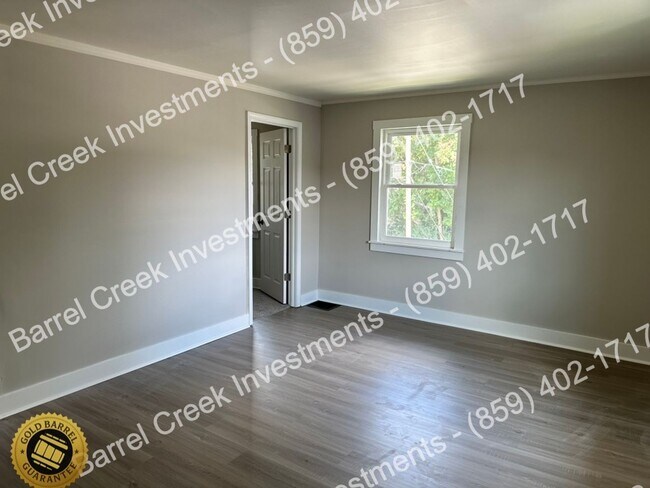 Building Photo - 426-428 Smith