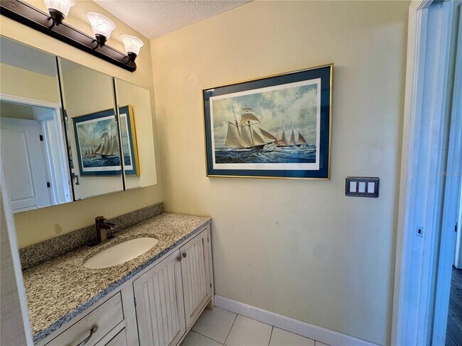 Building Photo - 862 Cypress Lakes Blvd