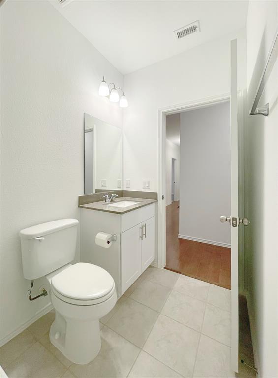 Building Photo - 6825 Ellsworth Walk