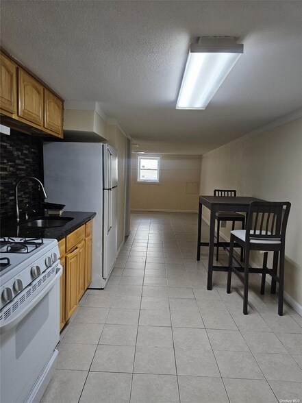 Building Photo - 320 Delaware Avenue