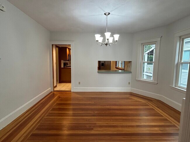 Building Photo - 7 Gorham Rd