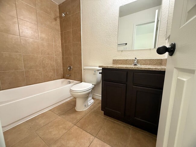 Building Photo - Townhome Near Retama Park...No Carpet.