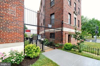 Building Photo - 80 New York Ave NW