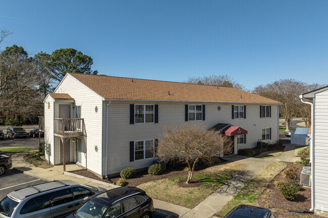 Building Photo - Suffolk Station Apartments