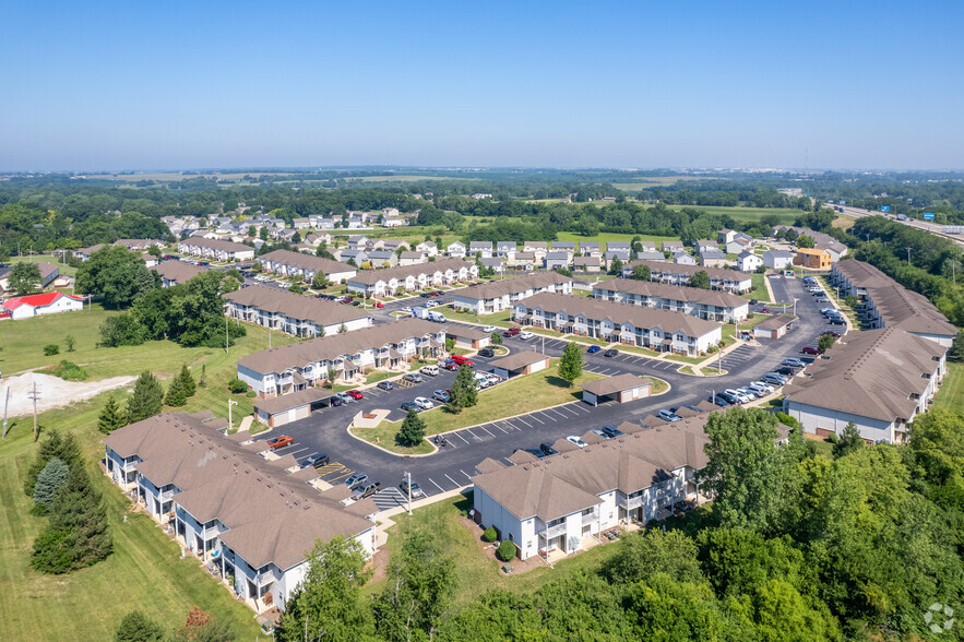 Danbury Court Aerial - Danbury Court Apartments