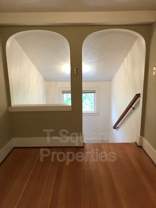 Building Photo - 9056 Avondale Rd NE