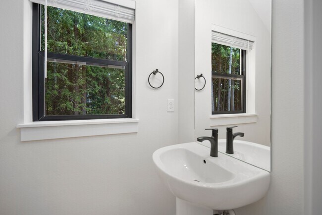 Building Photo - $2595 3 bedroom/2 1/2 bath Clearwood New Construction, Custom Chalet-style Home In Yelm.