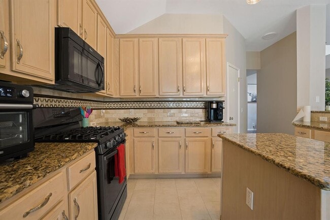 Building Photo - 1109 Red Ranch Cir