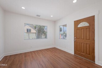 Building Photo - 121 S Lotus Ave