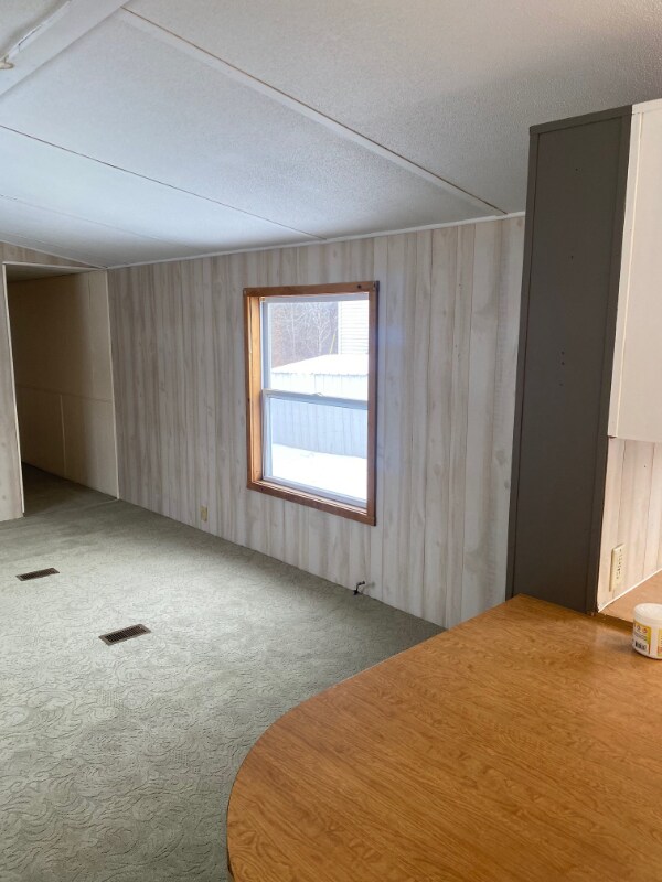 Building Photo - 22 Harriman Cove Rd