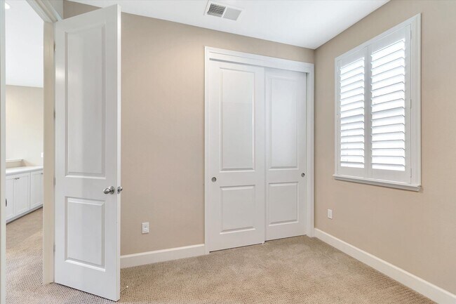 Building Photo - Wow! What a Great Home! Available Soon!