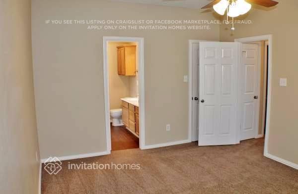 Building Photo - 1702 Cancun Dr