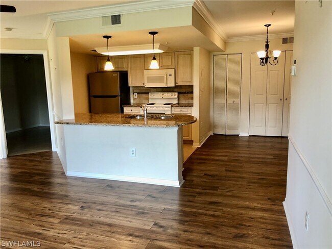 Building Photo - 1775 Four Mile Cove Pkwy