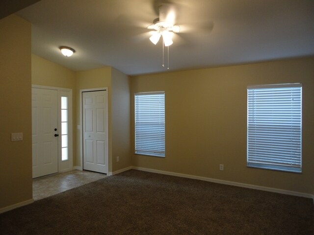 Building Photo - 11424 Crestlake Village Dr