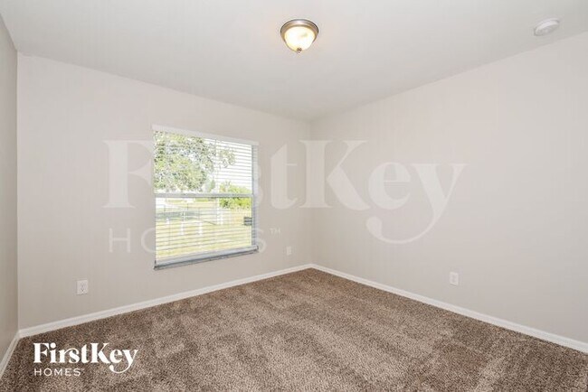 Building Photo - 405 NW 6th Terrace