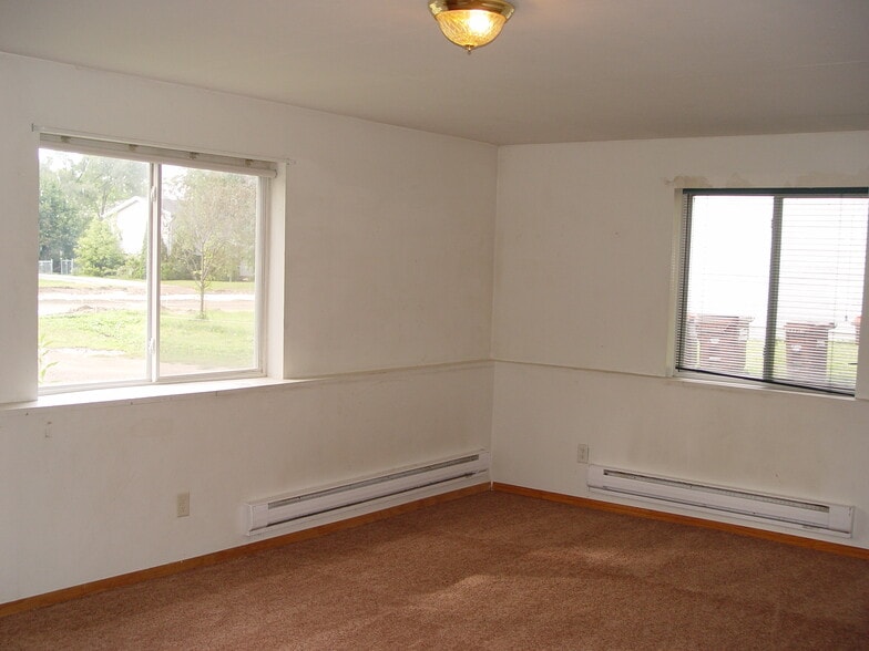 Building Photo - 1134 2nd Street