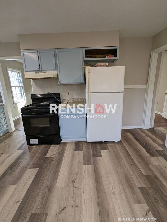 Building Photo - Completely Upgraded Property - Move in Ready!