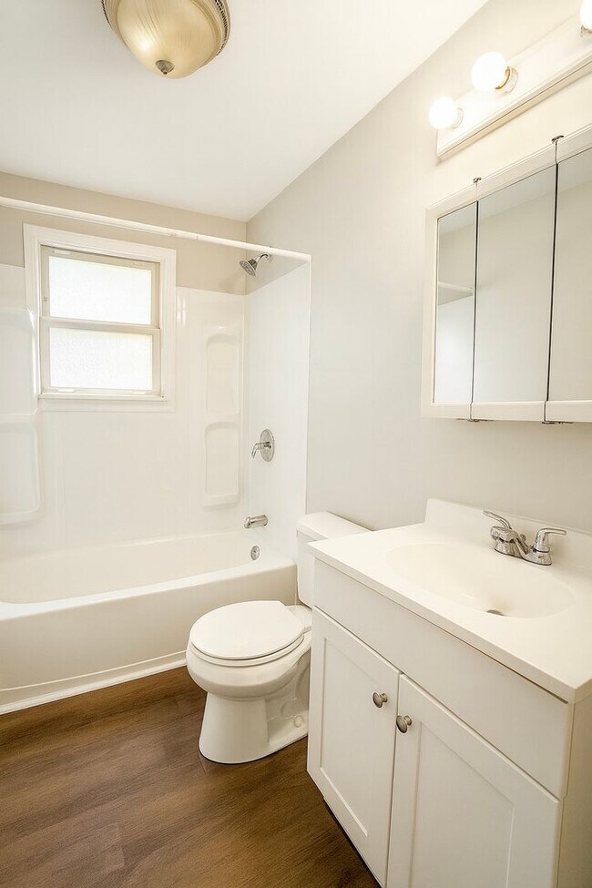 Building Photo - 3 Bed 1 Bath – Rental On Millbrook Road
