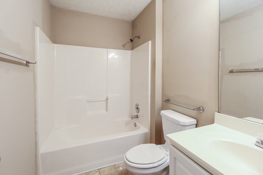 Building Photo - 1735 Campbell Ives Dr SE