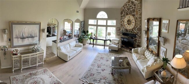 Building Photo - 28142 Kudzu Dr