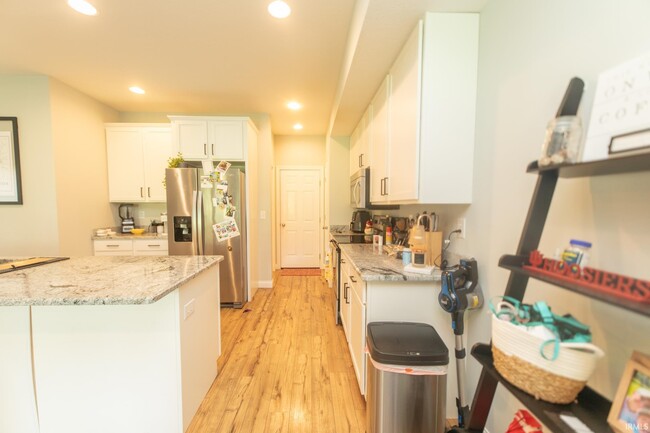 Building Photo - 3138 S Cuffers Dr