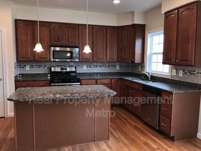 Building Photo - 10519 Old Ellicott Cir