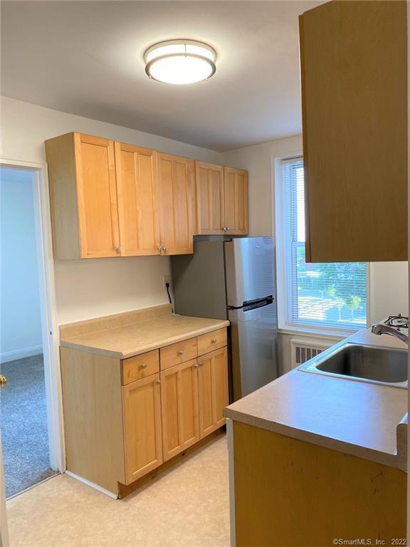 Building Photo - 46 Prospect St