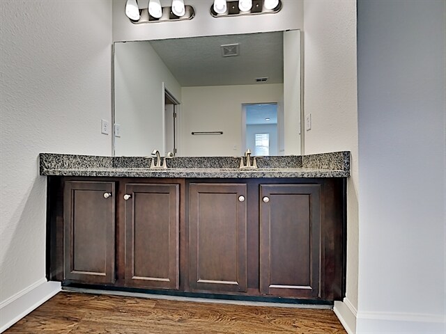 Building Photo - 158 Opal Way