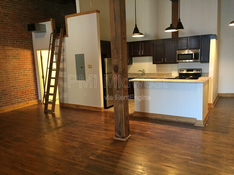 Building Photo - 501 Madison Ave