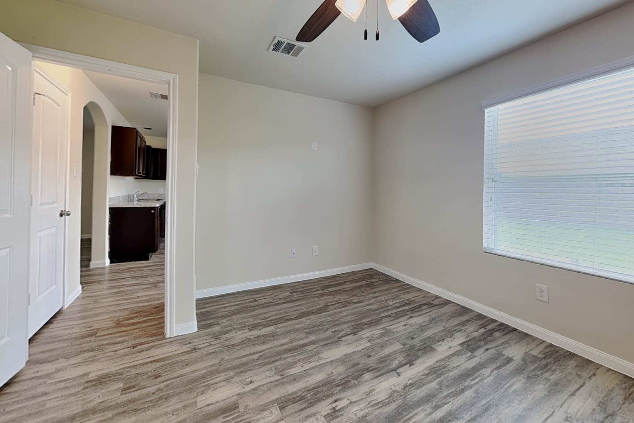 Building Photo - 10119 Berrypatch Ln