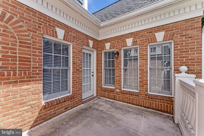 Building Photo - 7720 Spoleto Ln
