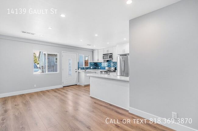 Building Photo - 14139 Gault St