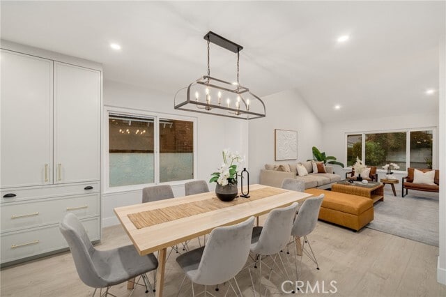 Building Photo - 24362 Via Santa Clara