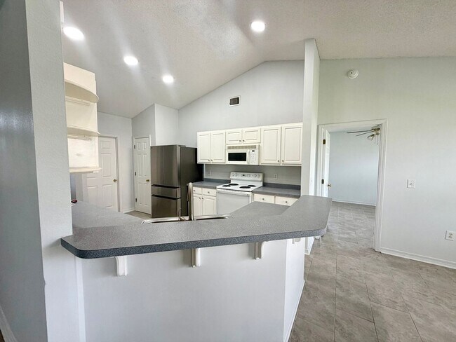 Building Photo - 6052 Meursalt Rd