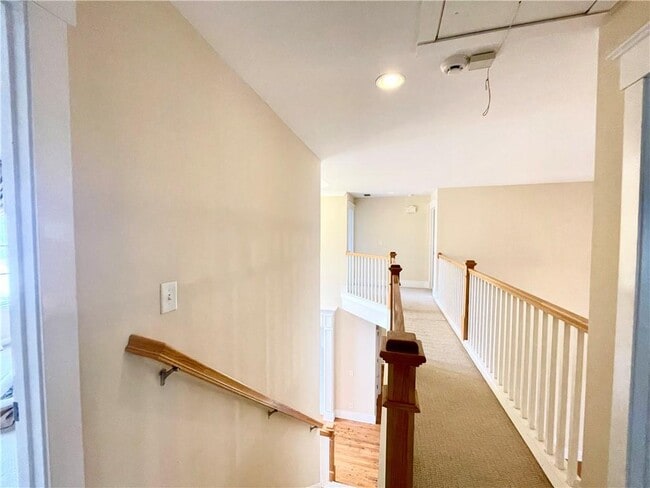 Building Photo - 555 Vinings Springs Dr SE