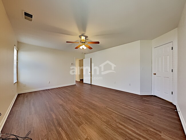 Building Photo - 6449 Sterchi Village Blvd
